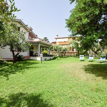 Cozy Home In Anguillara Sabazia With Kitchenette מראה חיצוני תמונה