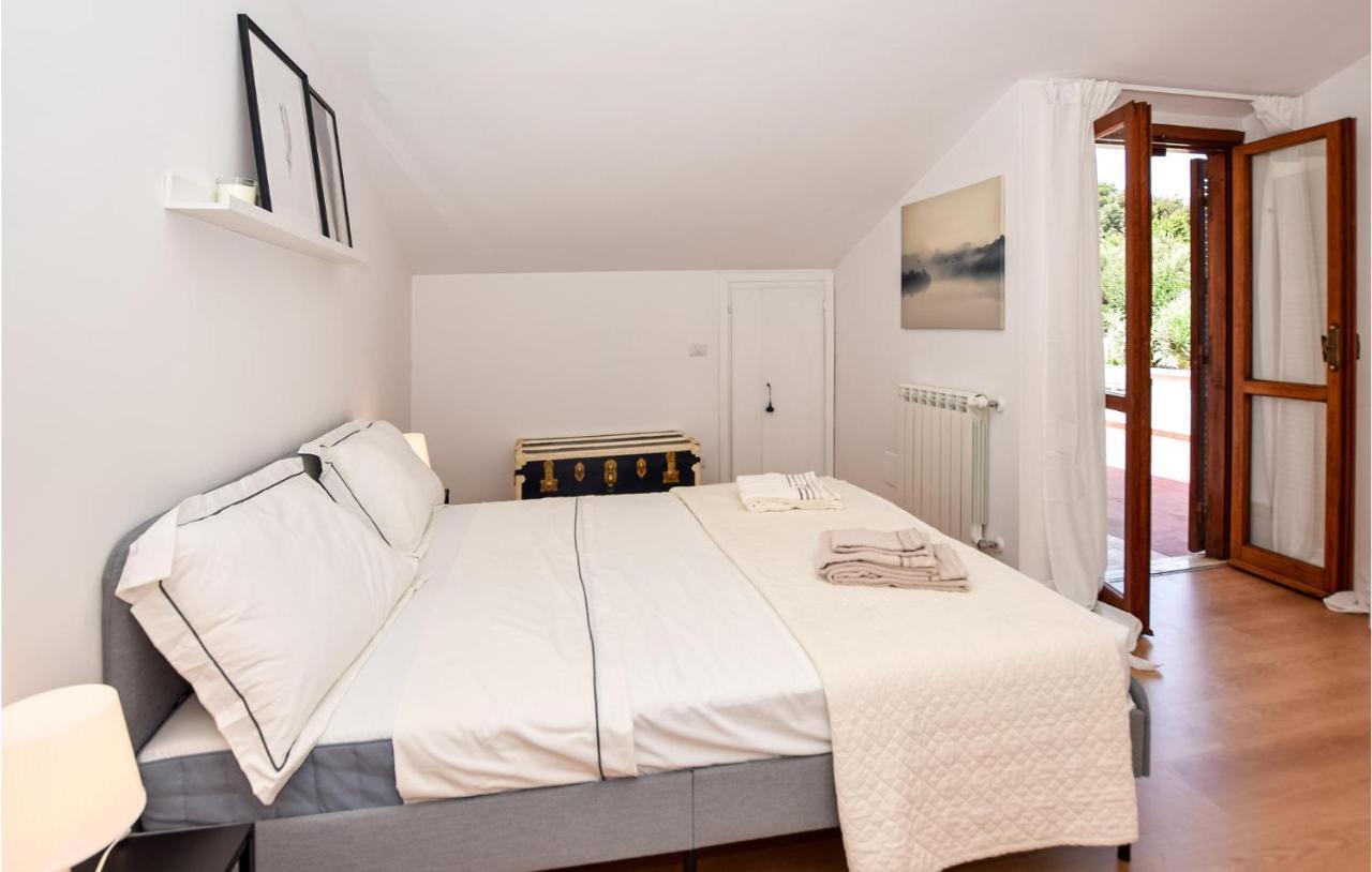 Cozy Home In Anguillara Sabazia With Kitchenette מראה חיצוני תמונה